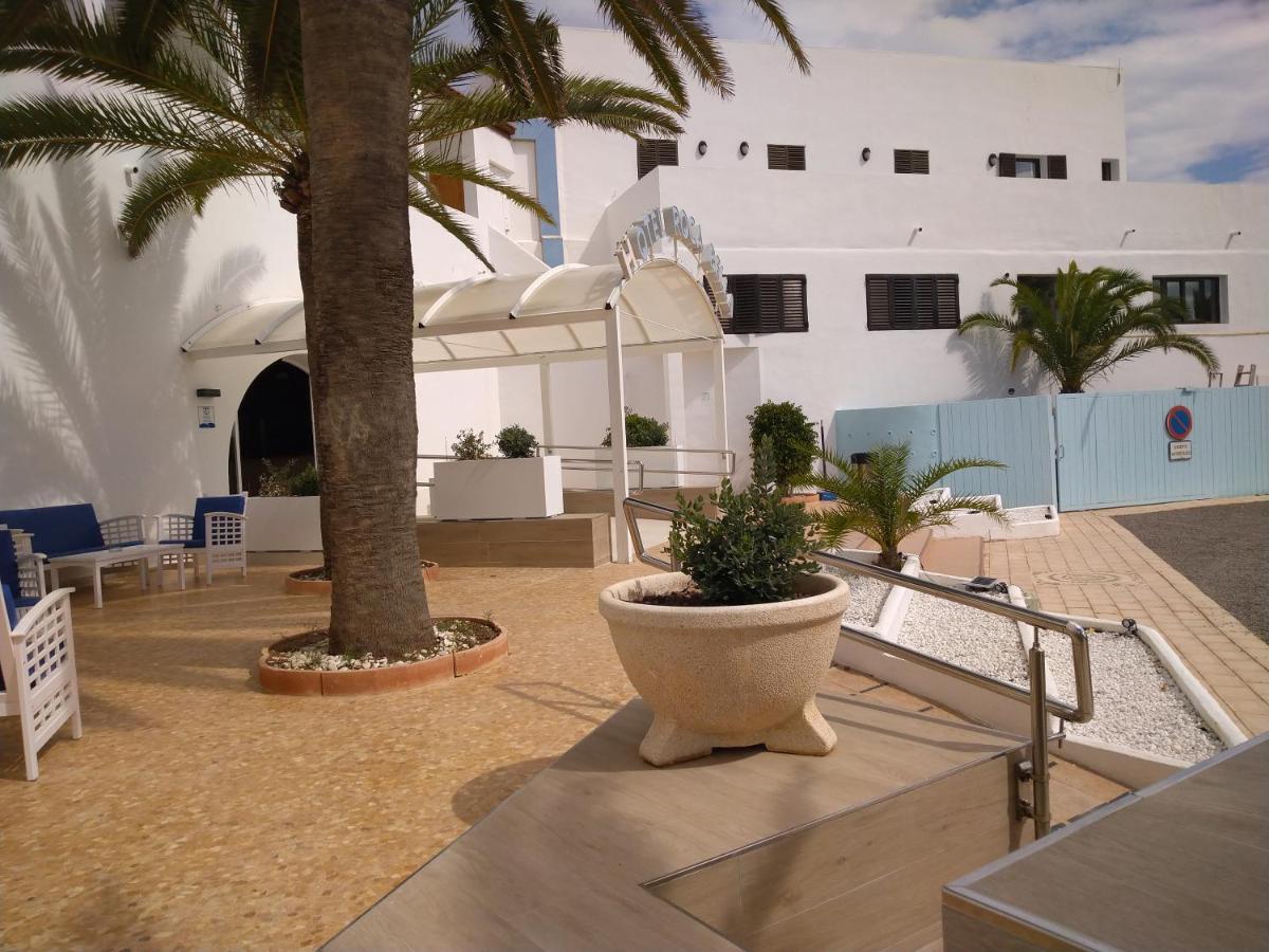 Hotel Roca Bella Es Pujols Ngoại thất bức ảnh